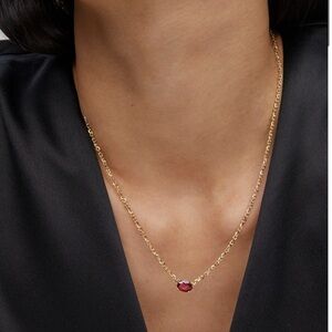 Kendra Scott Cailin gold pendant necklace